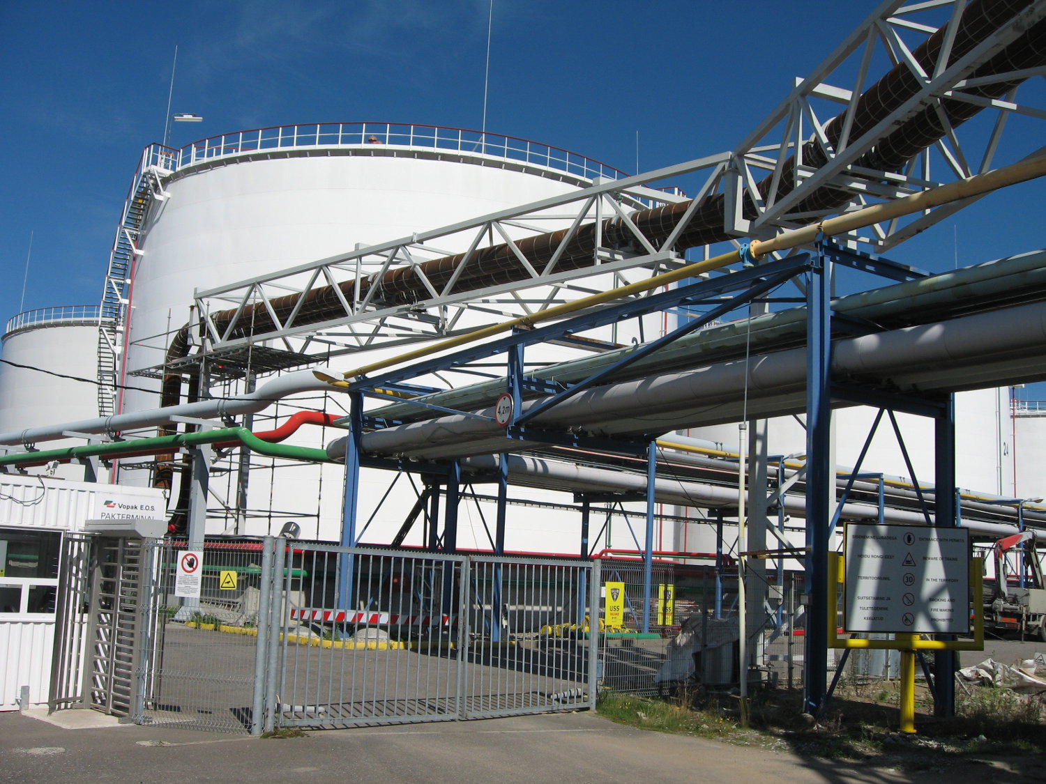 2011 Vopak trass lõigul Pakterminal – Vilja tn. 2. 